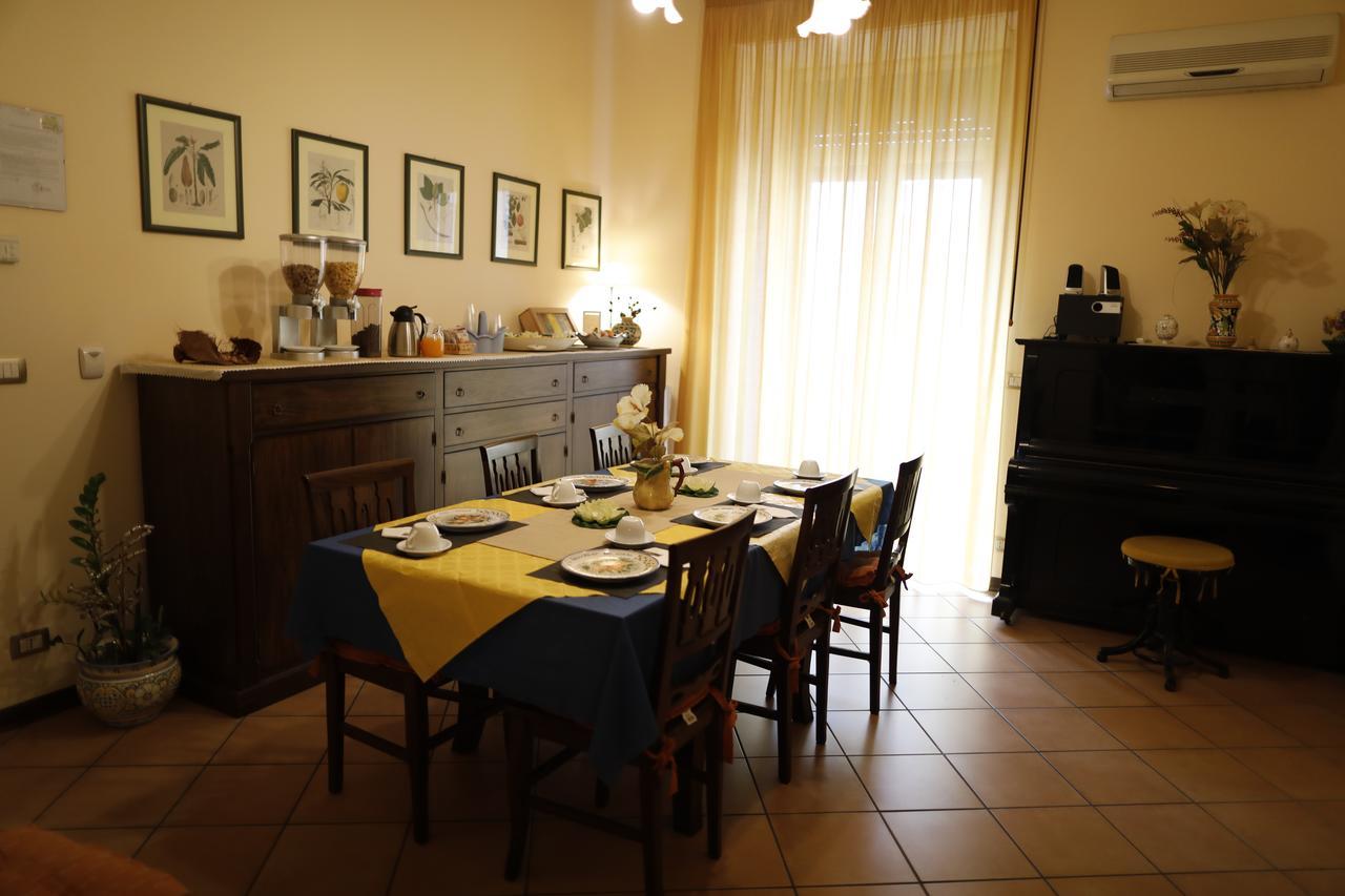 Del Corso Couette-café *